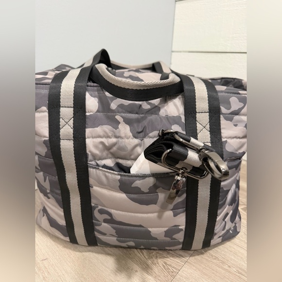 THINK ROYLN Camouflage Tote and Backpack Set - Picture 2 of 13